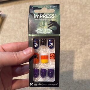 imPRESS Glow in the Dark Halloween Nails Limited Edition NEW